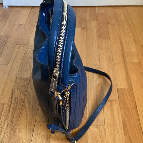 Michael Kors Julia Medium Hobo Bag - Picture 11 of 12